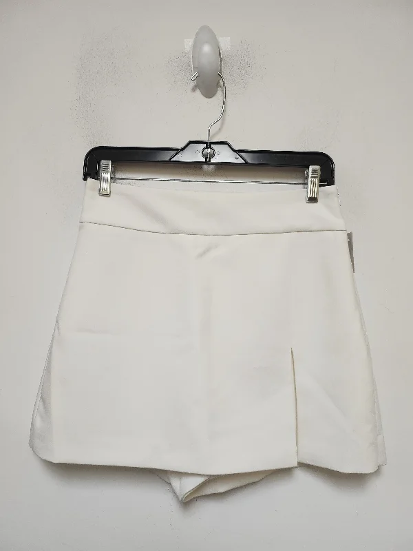 Shorts By Zara In Cream, Size: 8