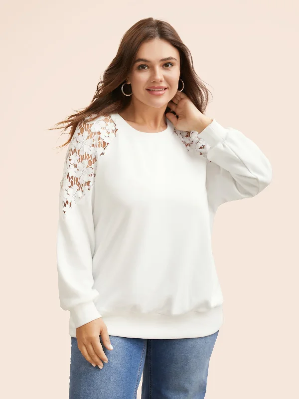 Round Neck Lace Patchwork Raglan Sleeve Sweatshirt